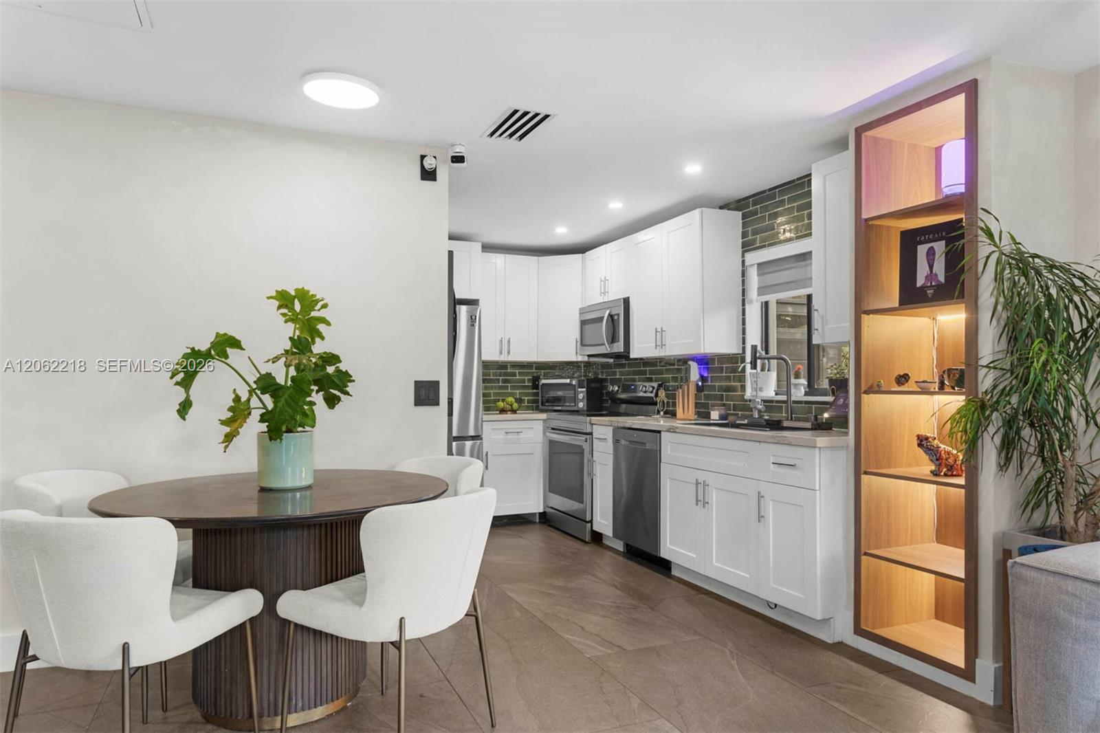 171 NW 47th St