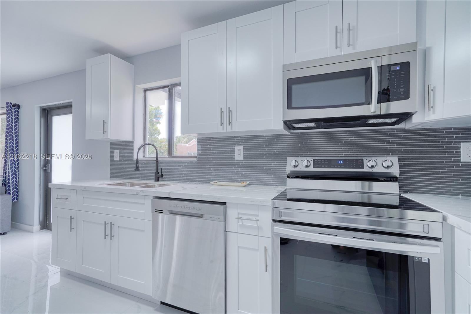 171 NW 47th St