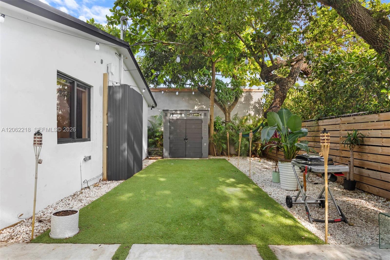 171 NW 47th St