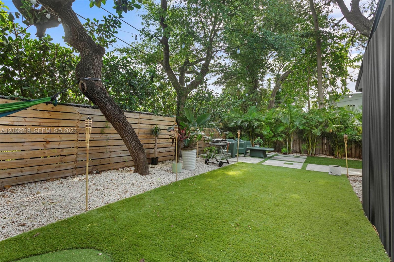 171 NW 47th St