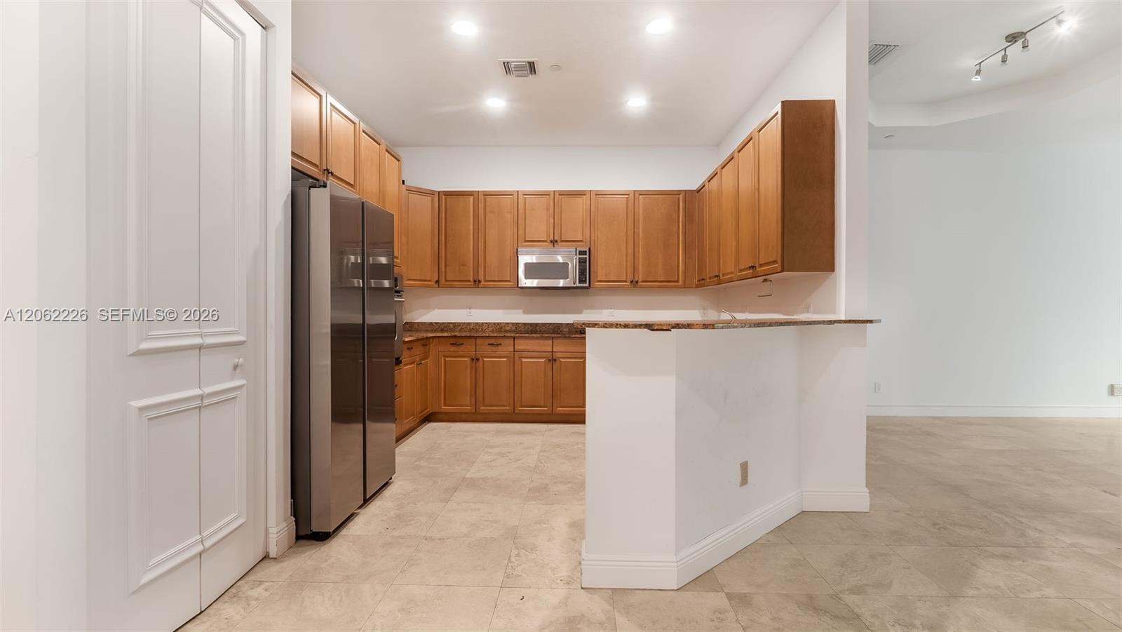 425 NE 69th Cir