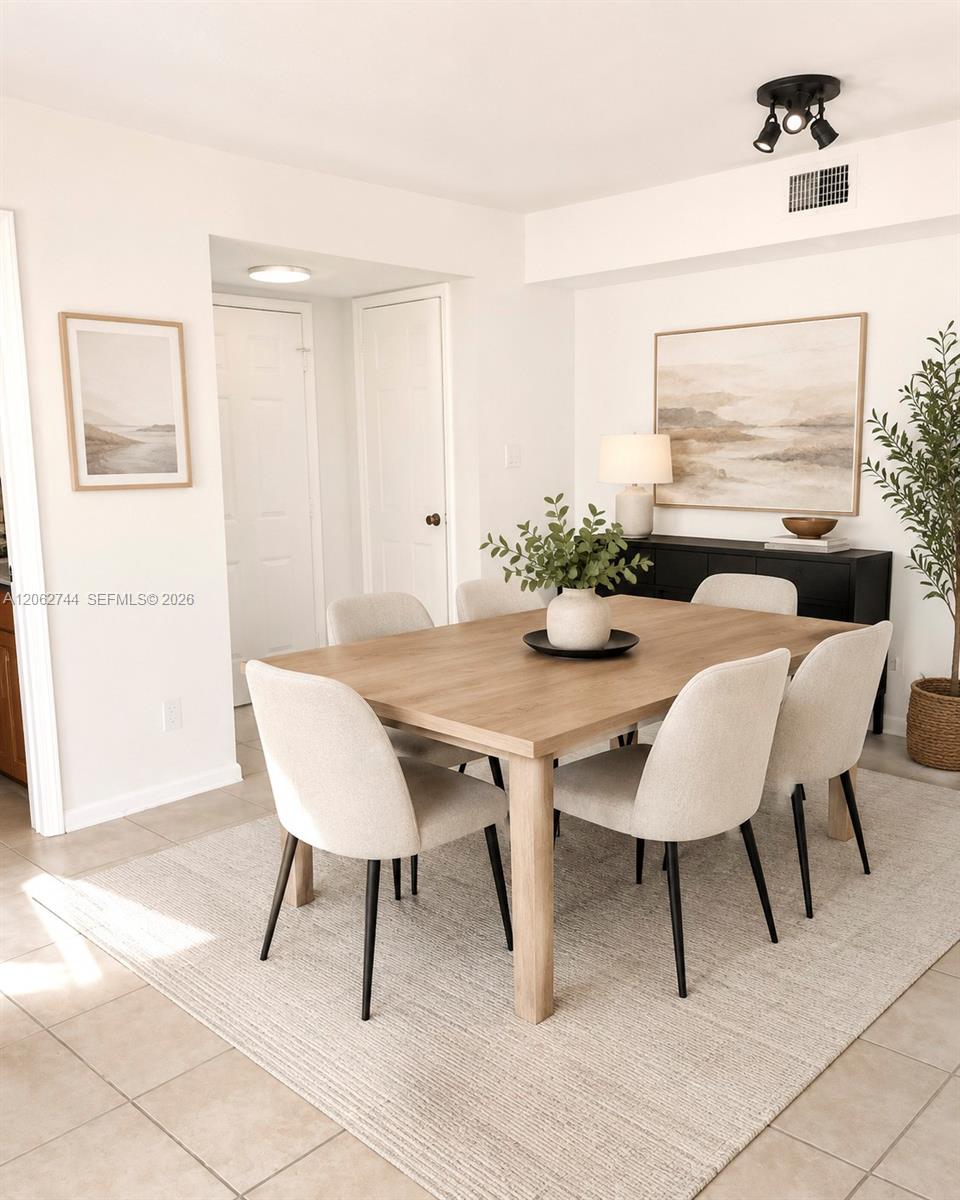 560 S Park # 23 Unit: 7-23