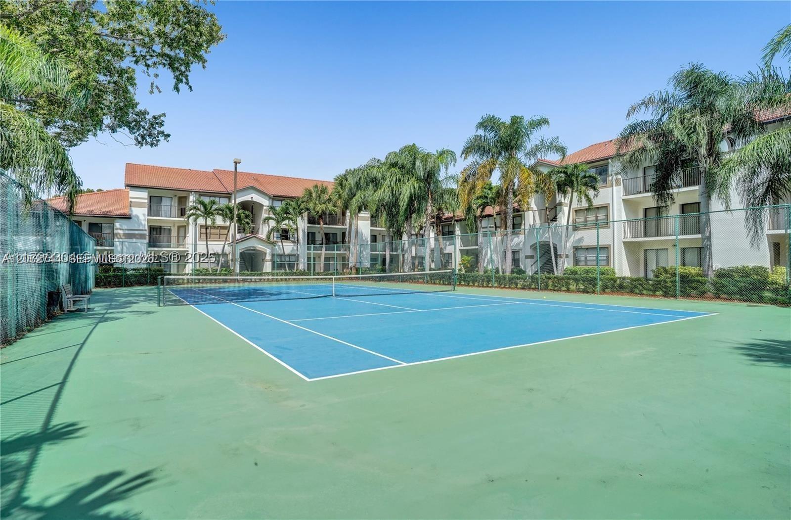 560 S Park # 23 Unit: 7-23
