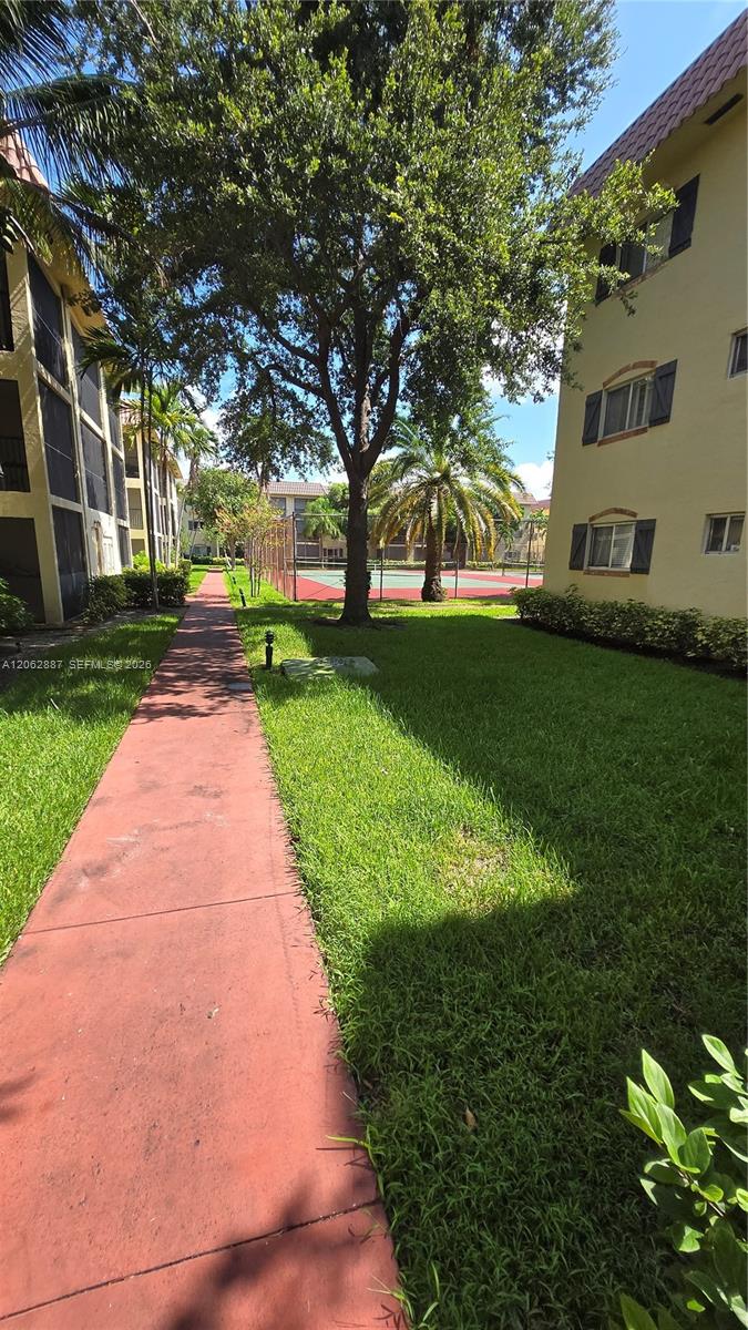 255 S Cypress Rd # 307