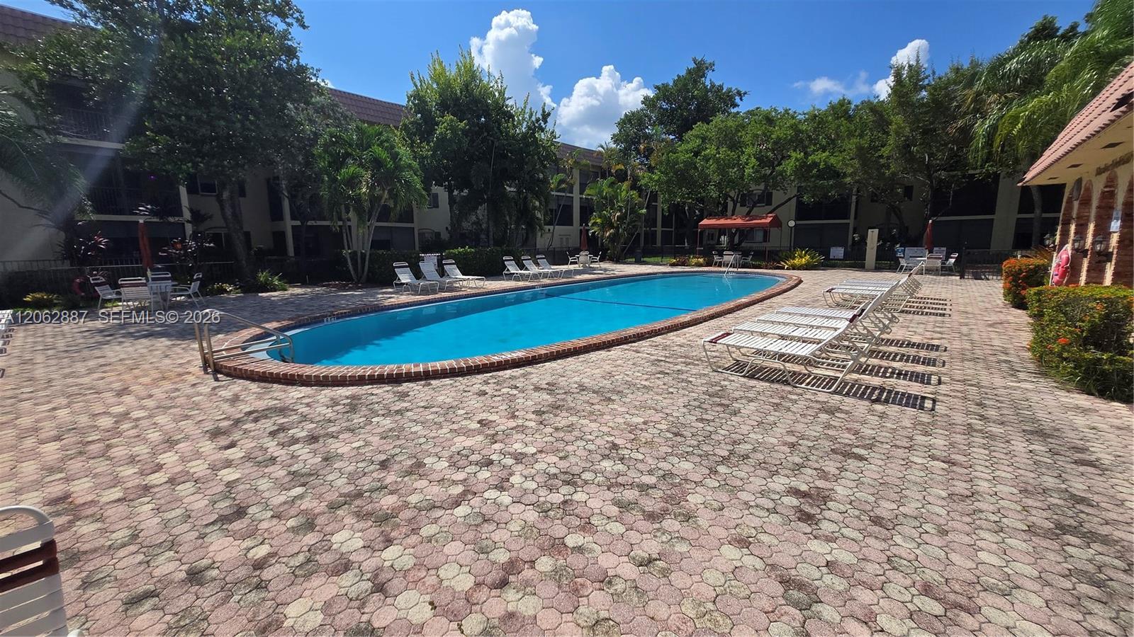 255 S Cypress Rd # 307