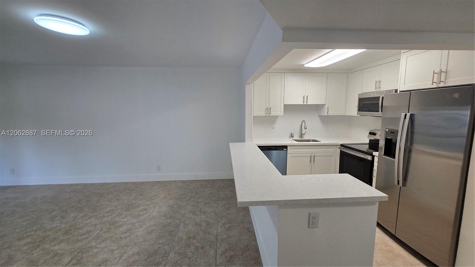 255 S Cypress Rd # 307