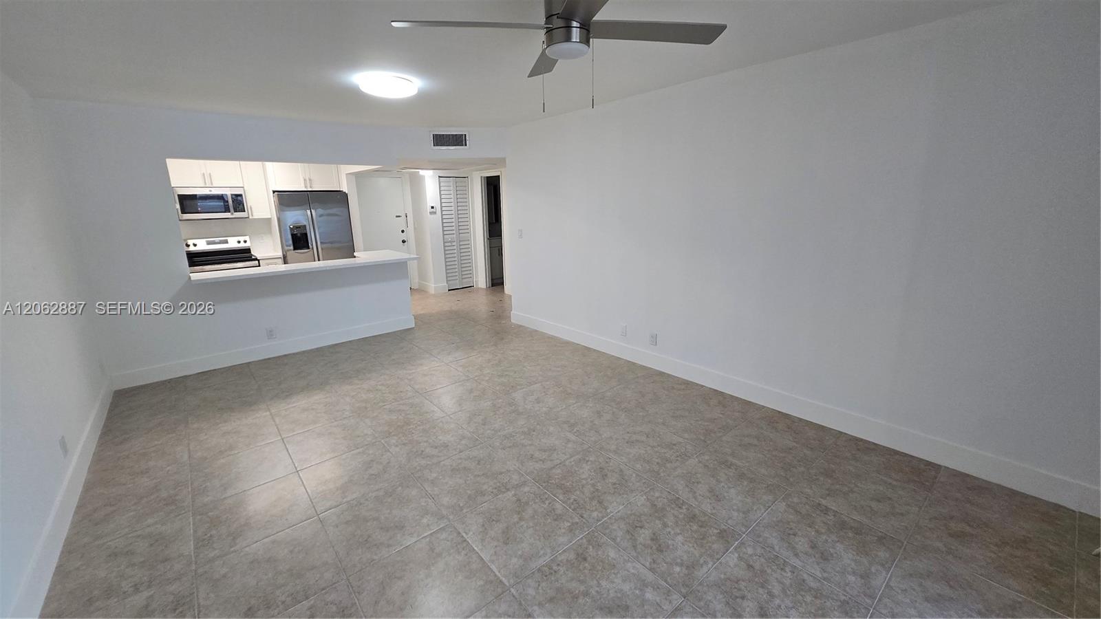 255 S Cypress Rd # 307