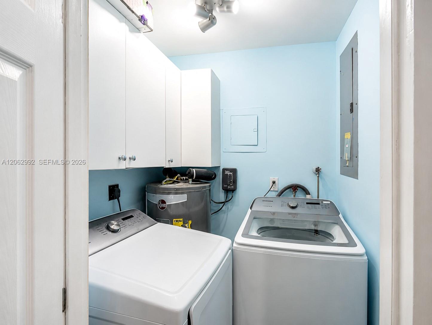5716 NW 70th Ter