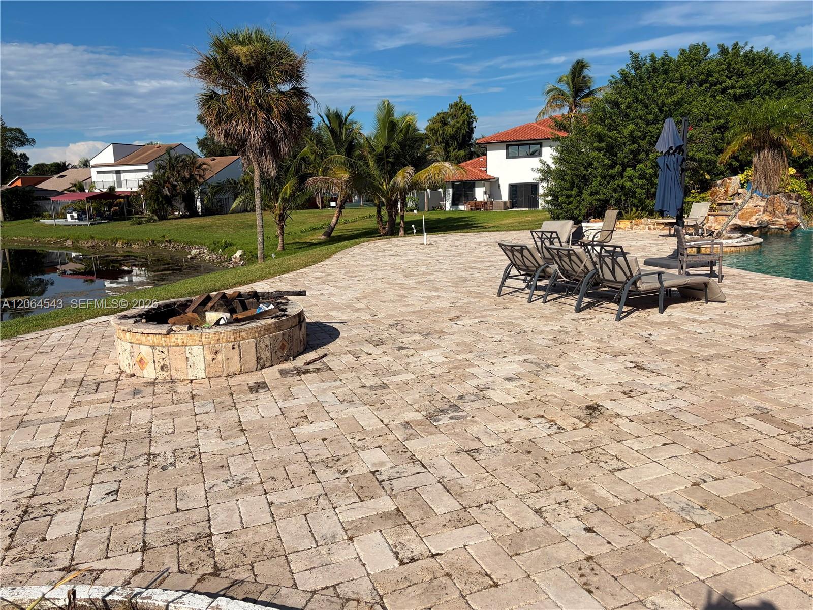 7248 NW 48th Ct