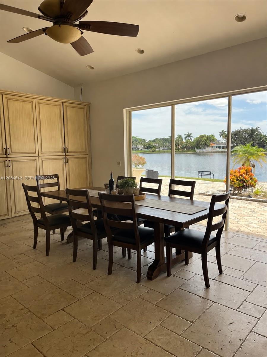 7248 NW 48th Ct