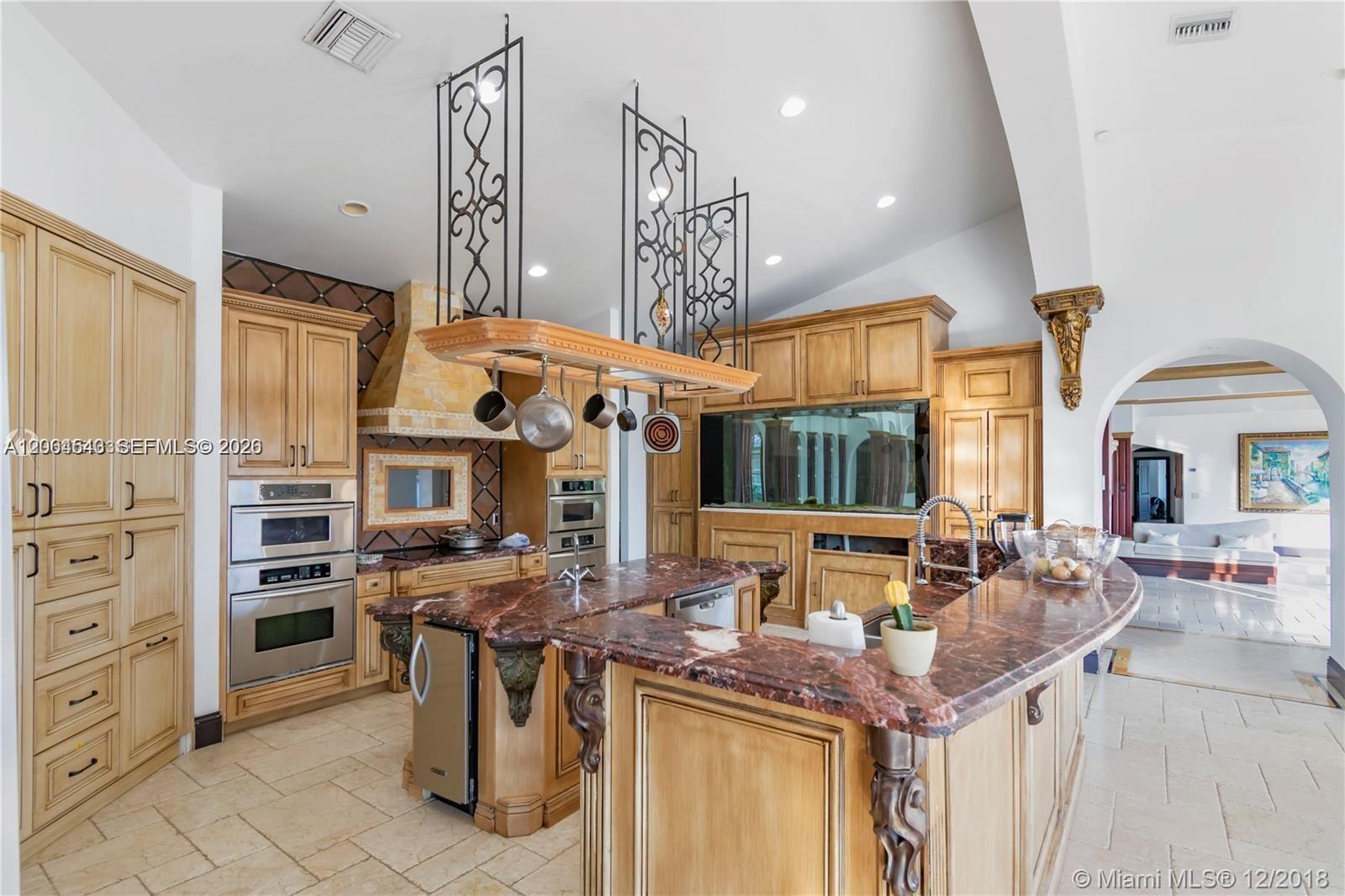 7248 NW 48th Ct
