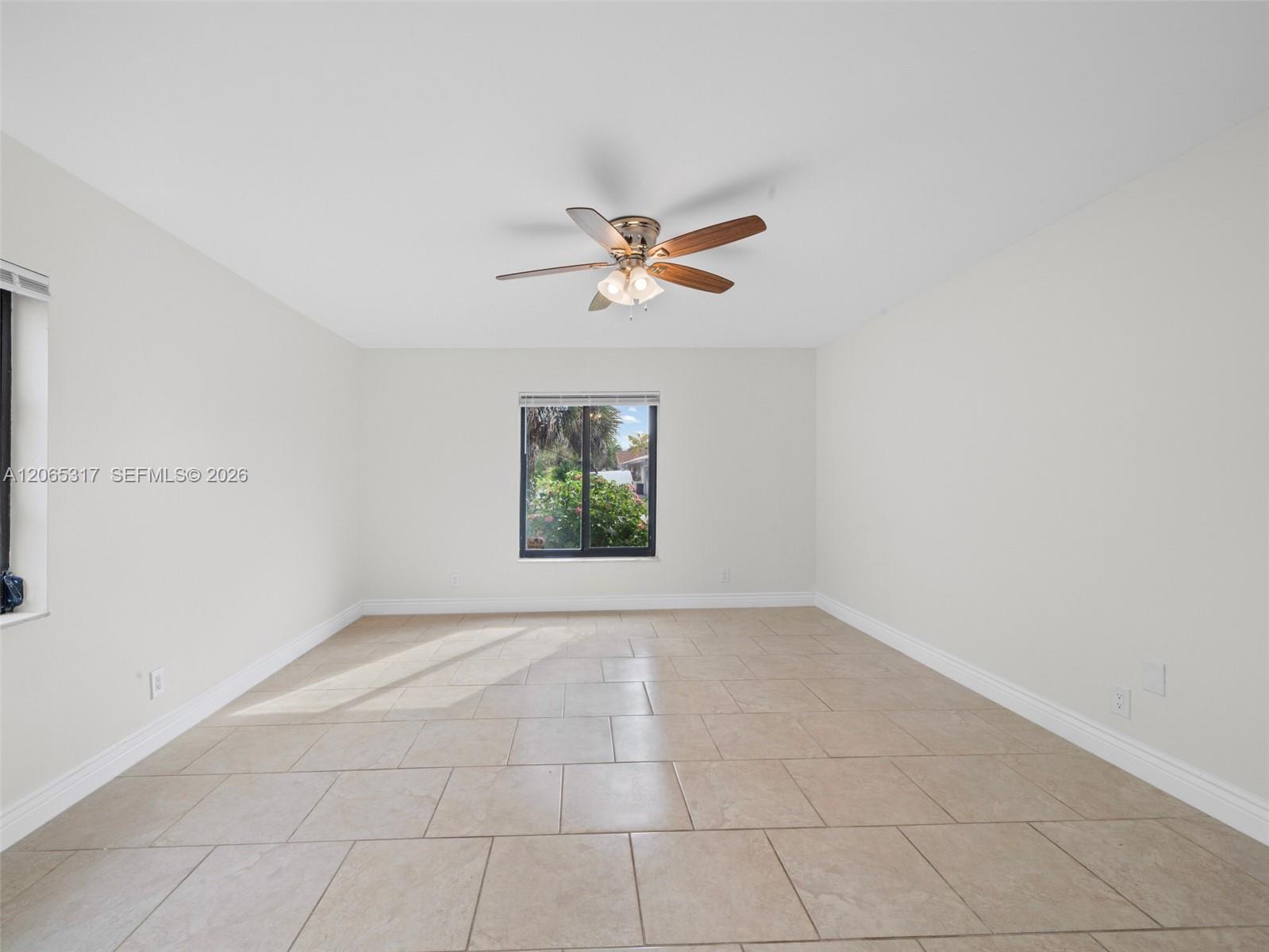 10251 NW 39th Ct