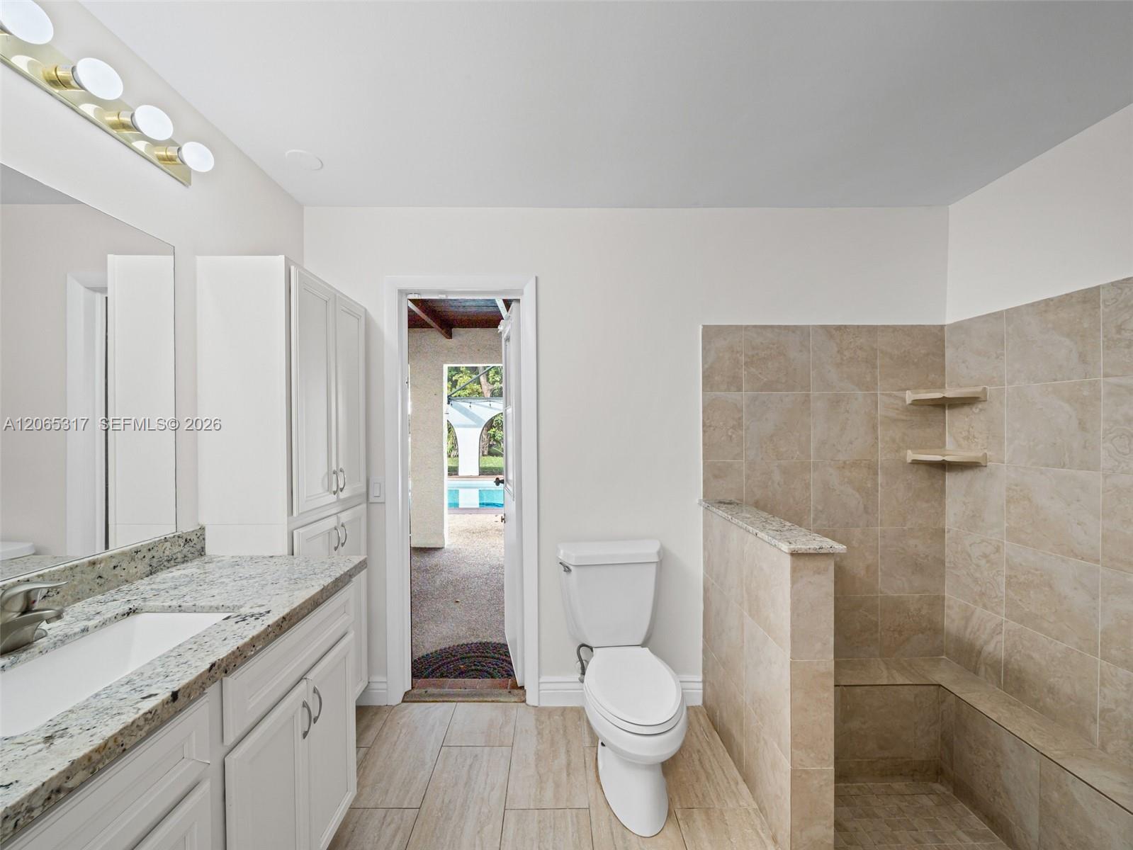 10251 NW 39th Ct