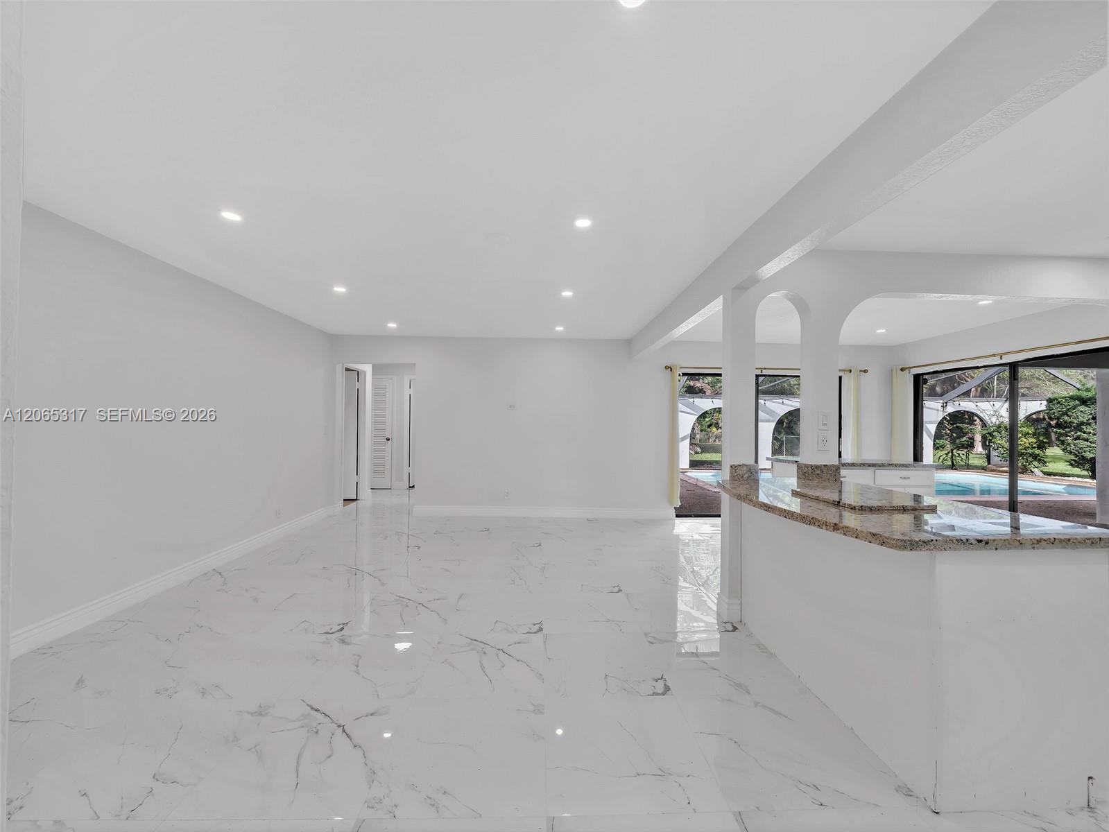 10251 NW 39th Ct