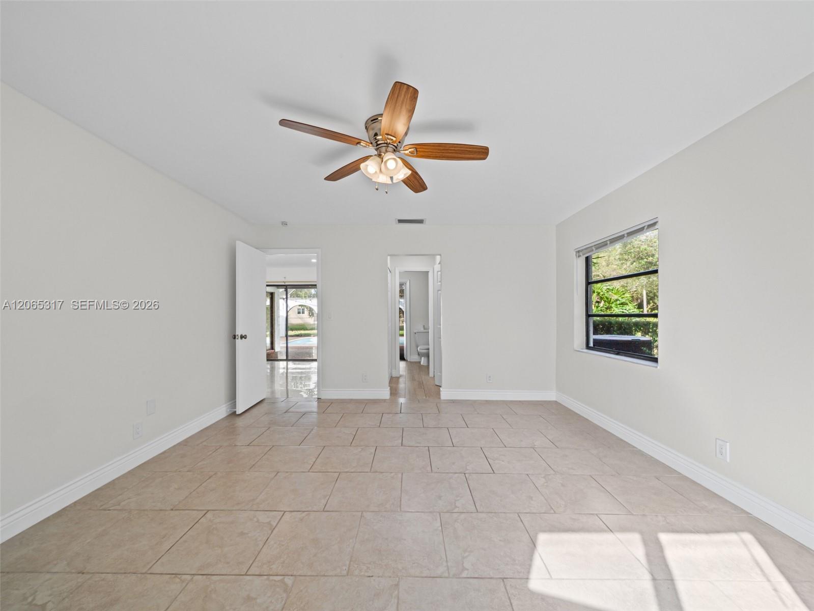 10251 NW 39th Ct