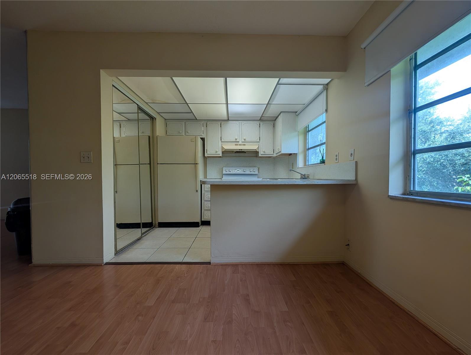 900 Tallwood Ave # 305