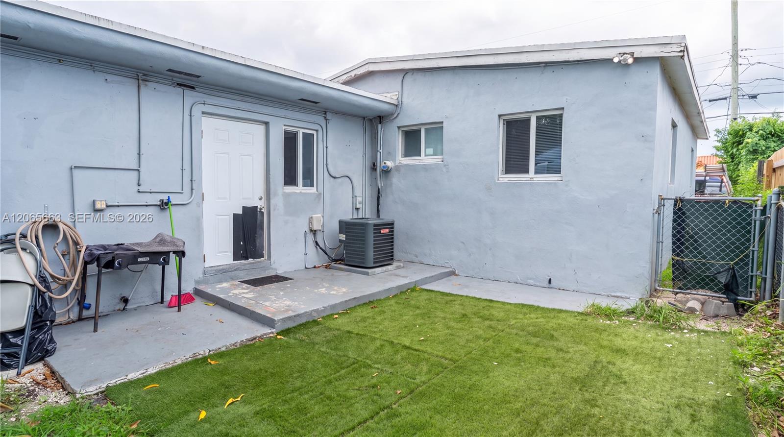 350 NW 58th Ave