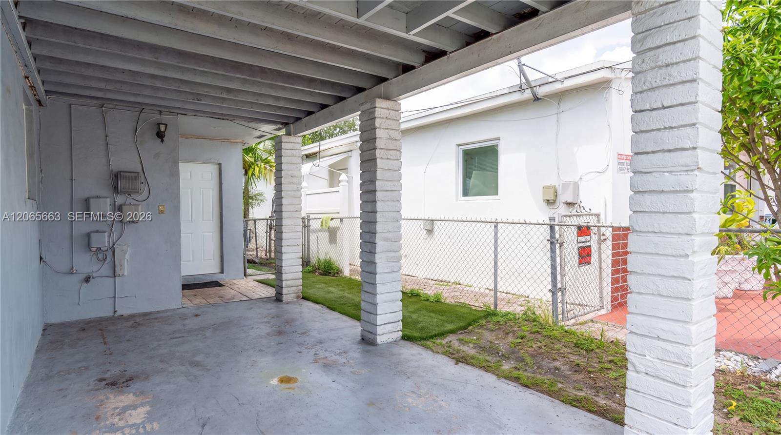 350 NW 58th Ave