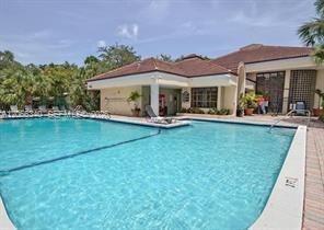 2445 SW 18th Ter # 807