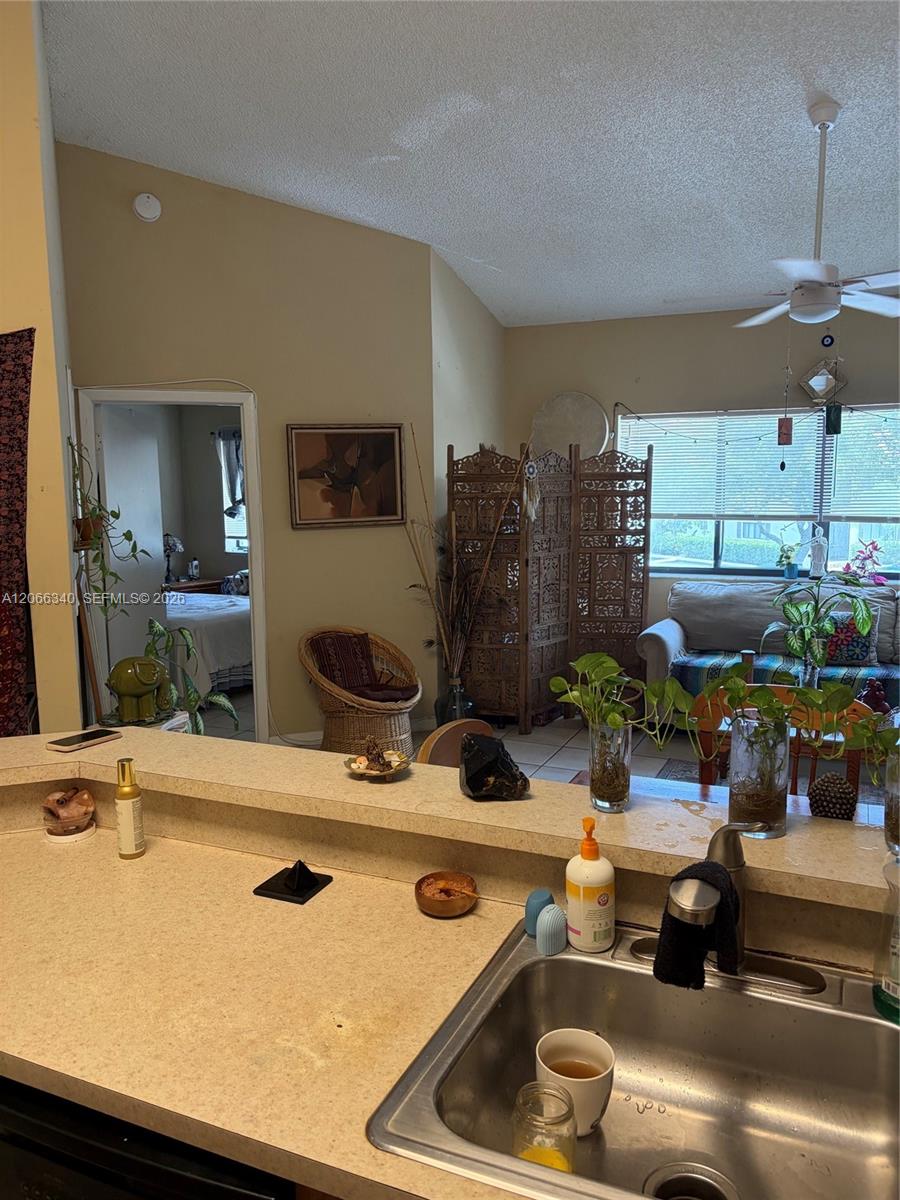 2445 SW 18th Ter # 807
