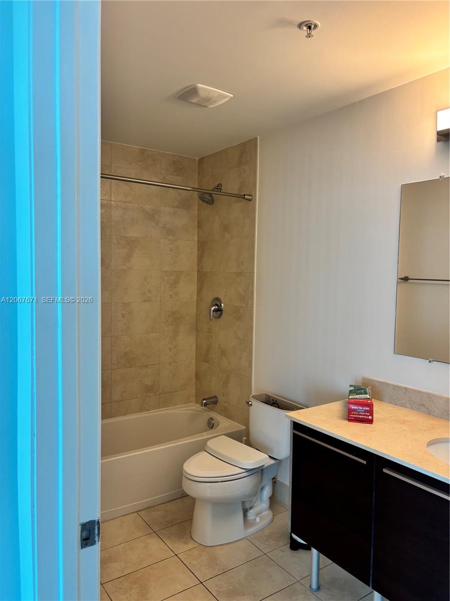 1900 N Bayshore Dr # 4011