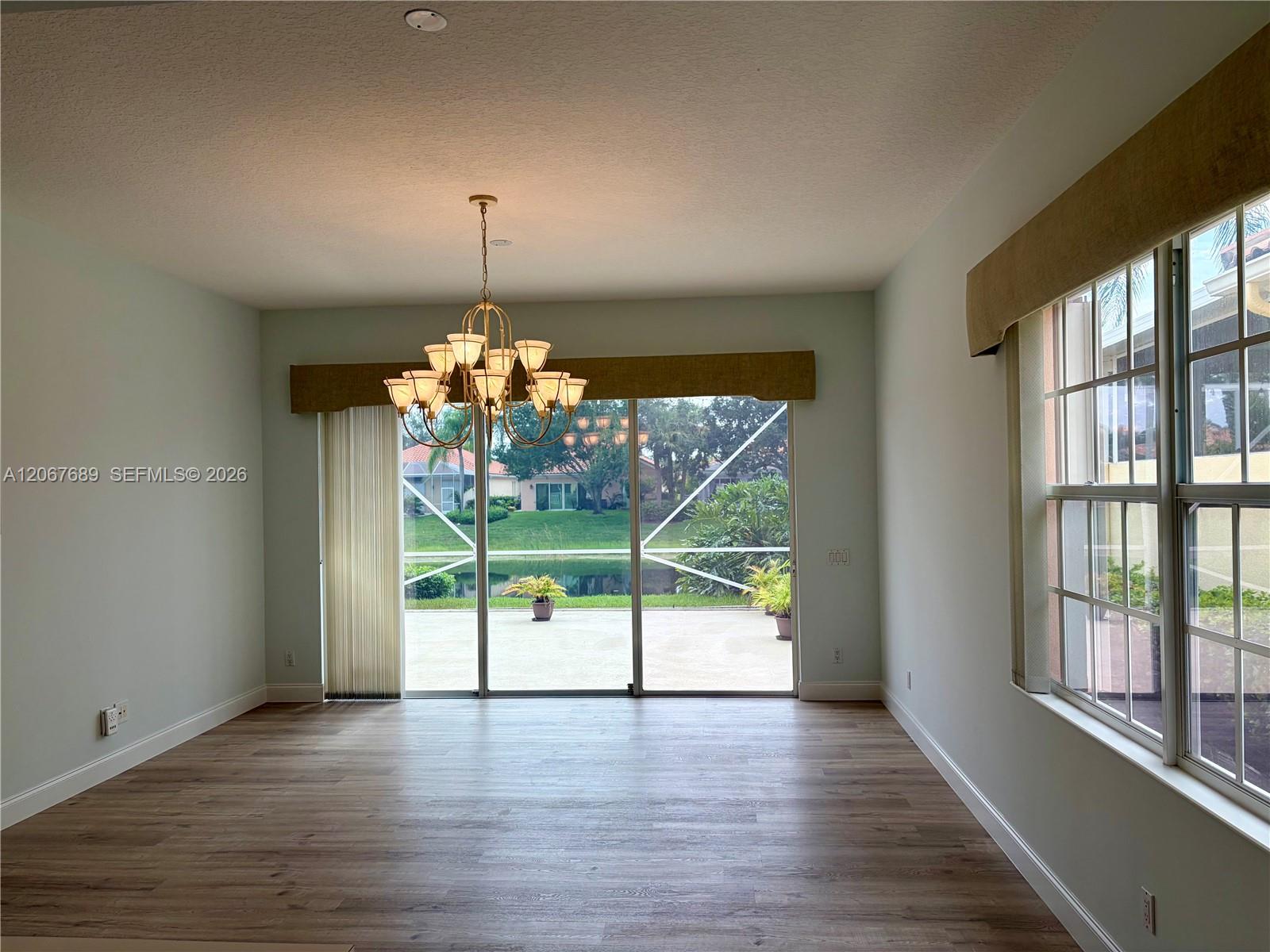 2786 James River Rd