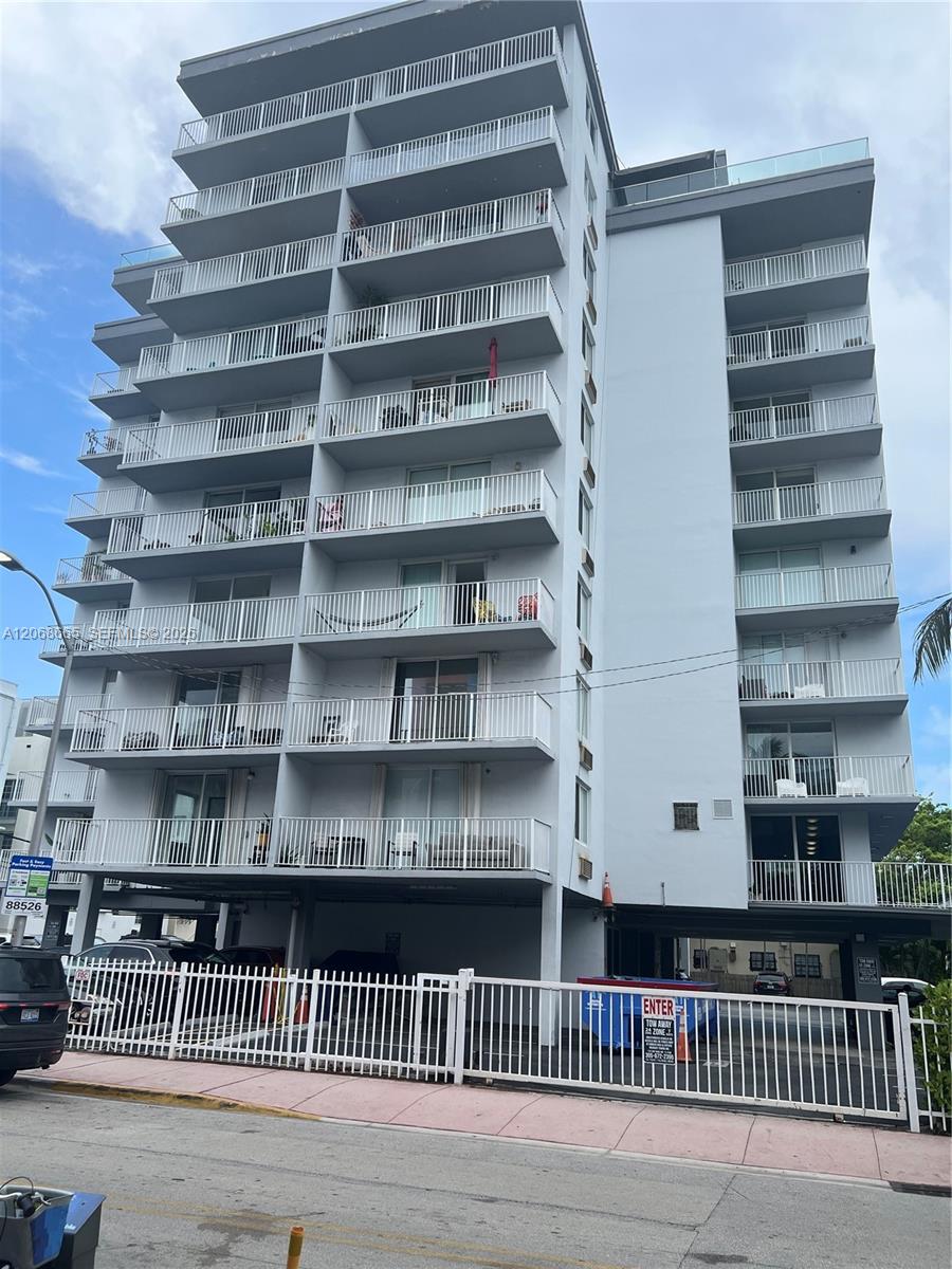 1255 Collins Ave # 705