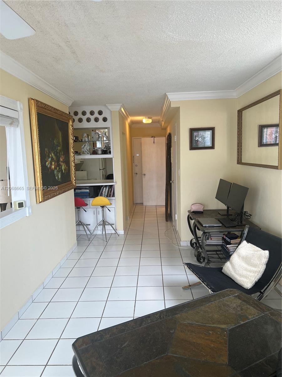 1255 Collins Ave # 705