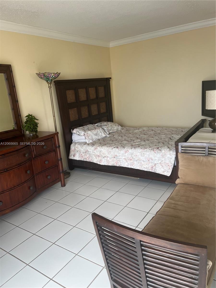 1255 Collins Ave # 705