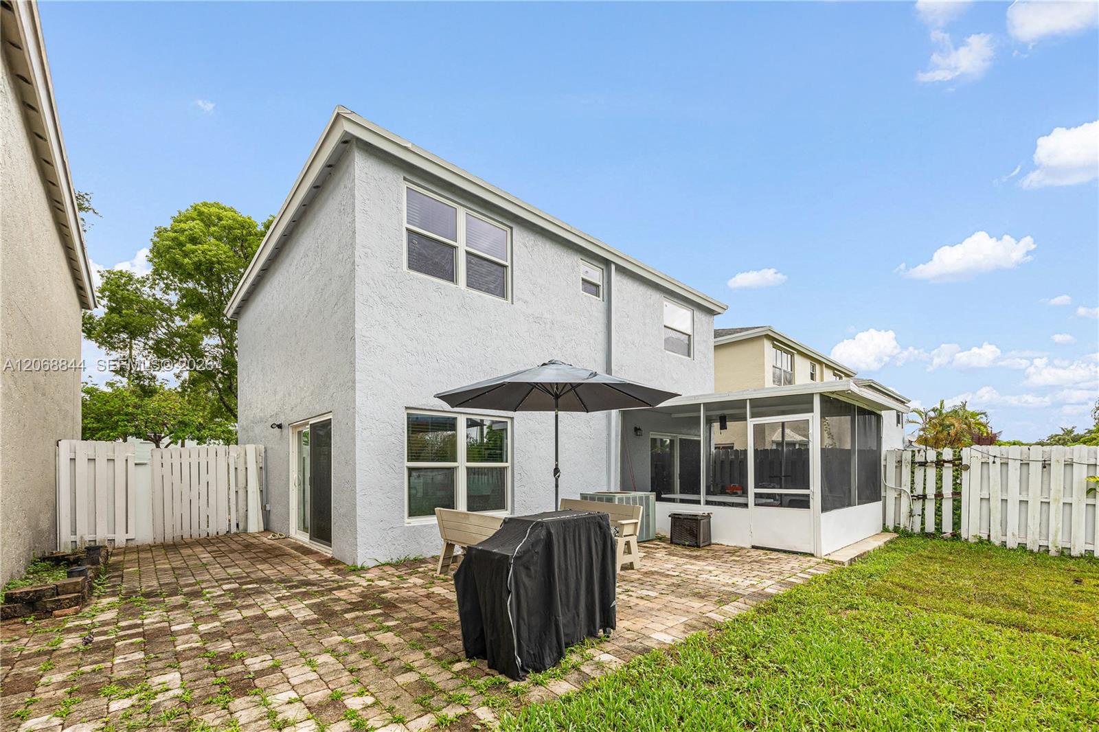 7216 SW 44th Ct