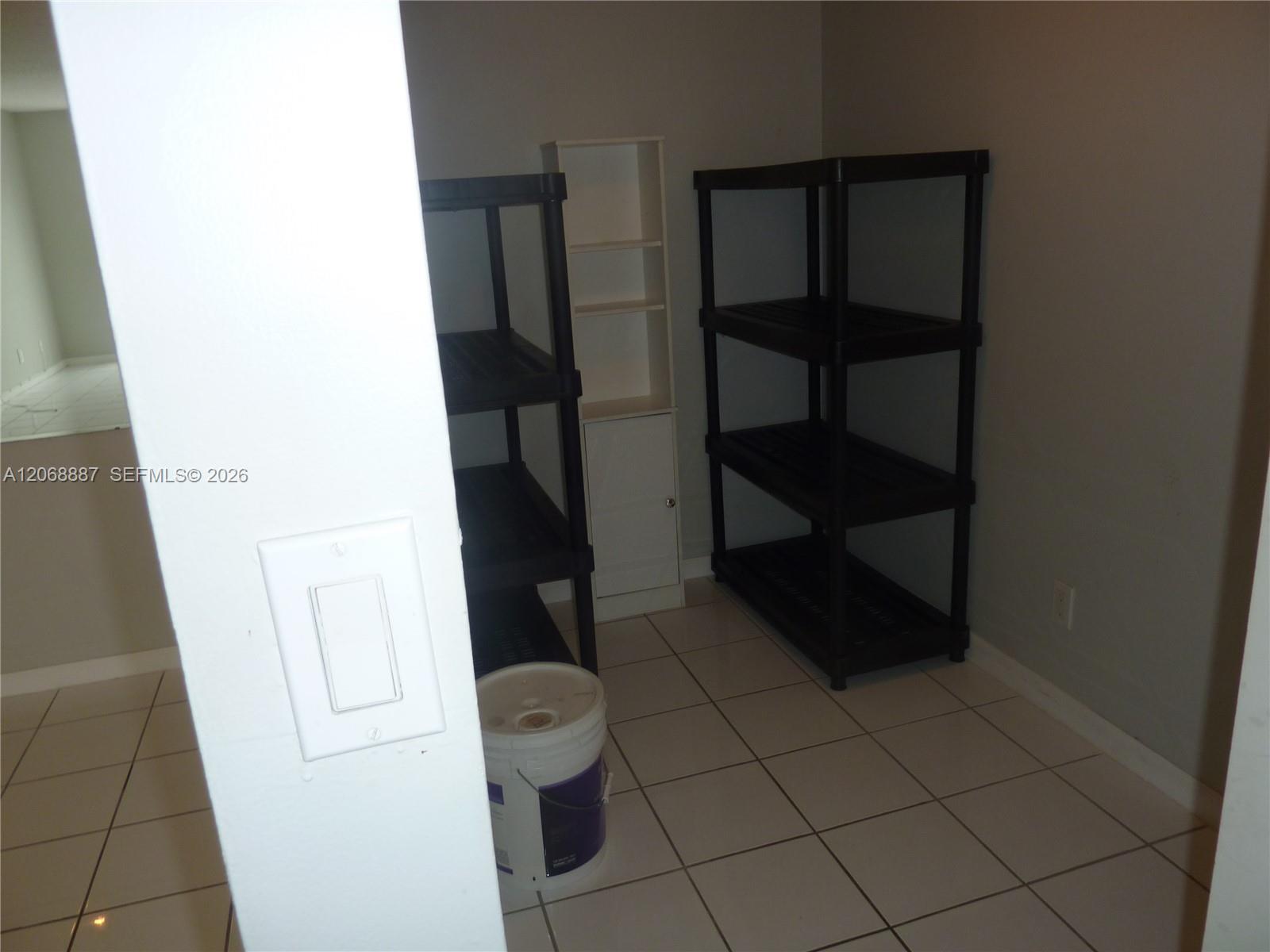 180 Cypress Club Dr # 811