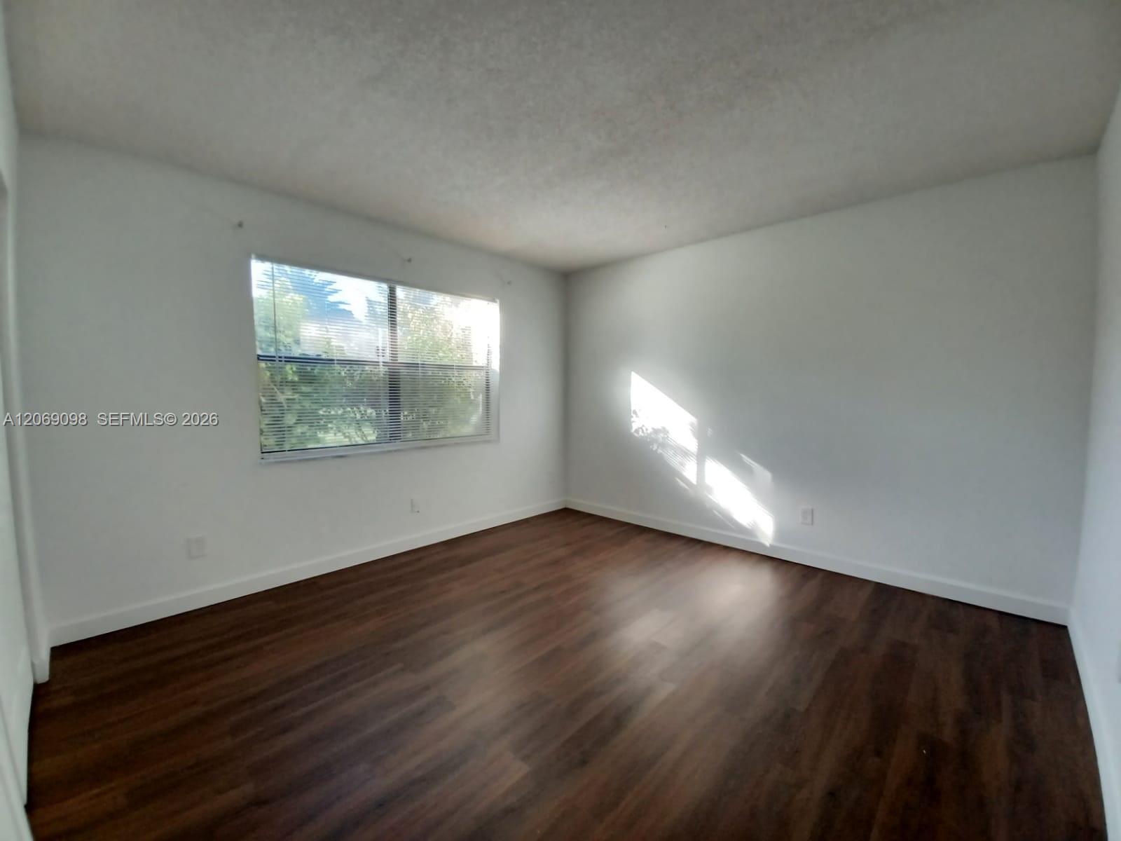 11120 Royal Palm Blvd # 10 Unit: 4-10