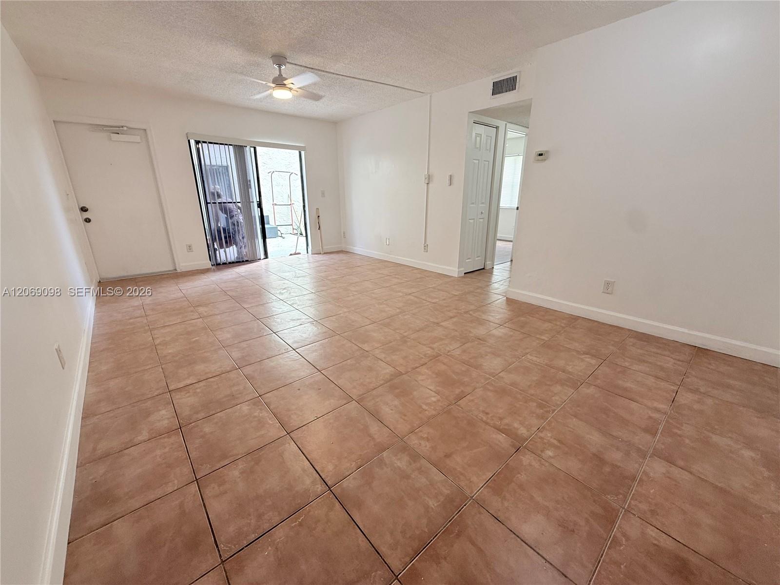 11120 Royal Palm Blvd # 10 Unit: 4-10