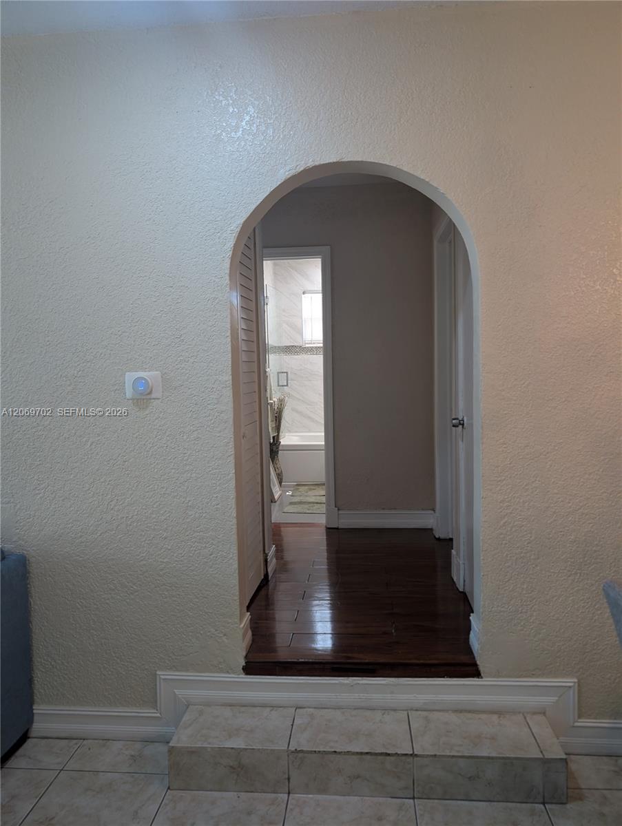 560 NW 184th Ter