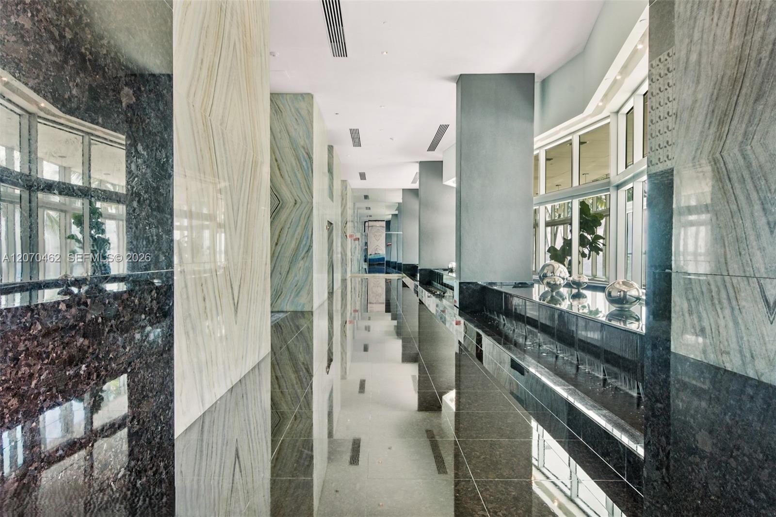 335 S Biscayne Blvd # 1500