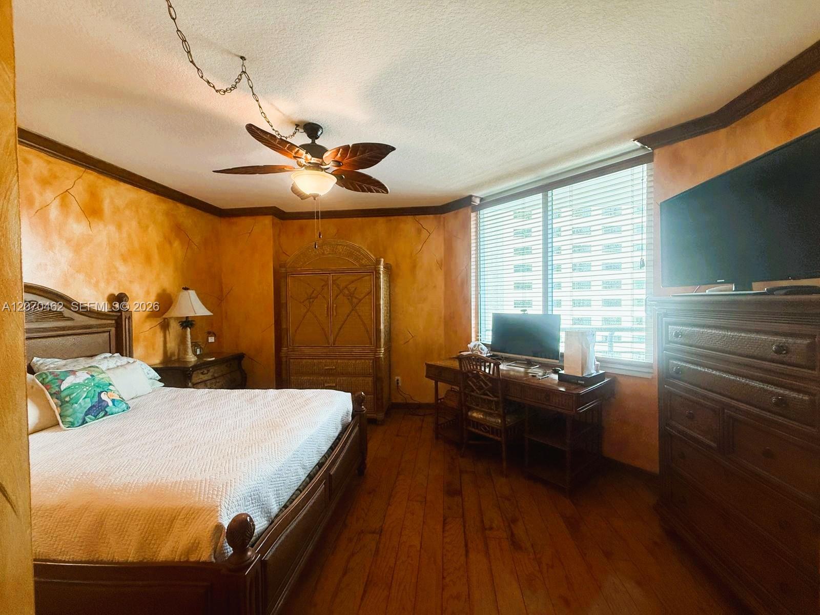 335 S Biscayne Blvd # 1500
