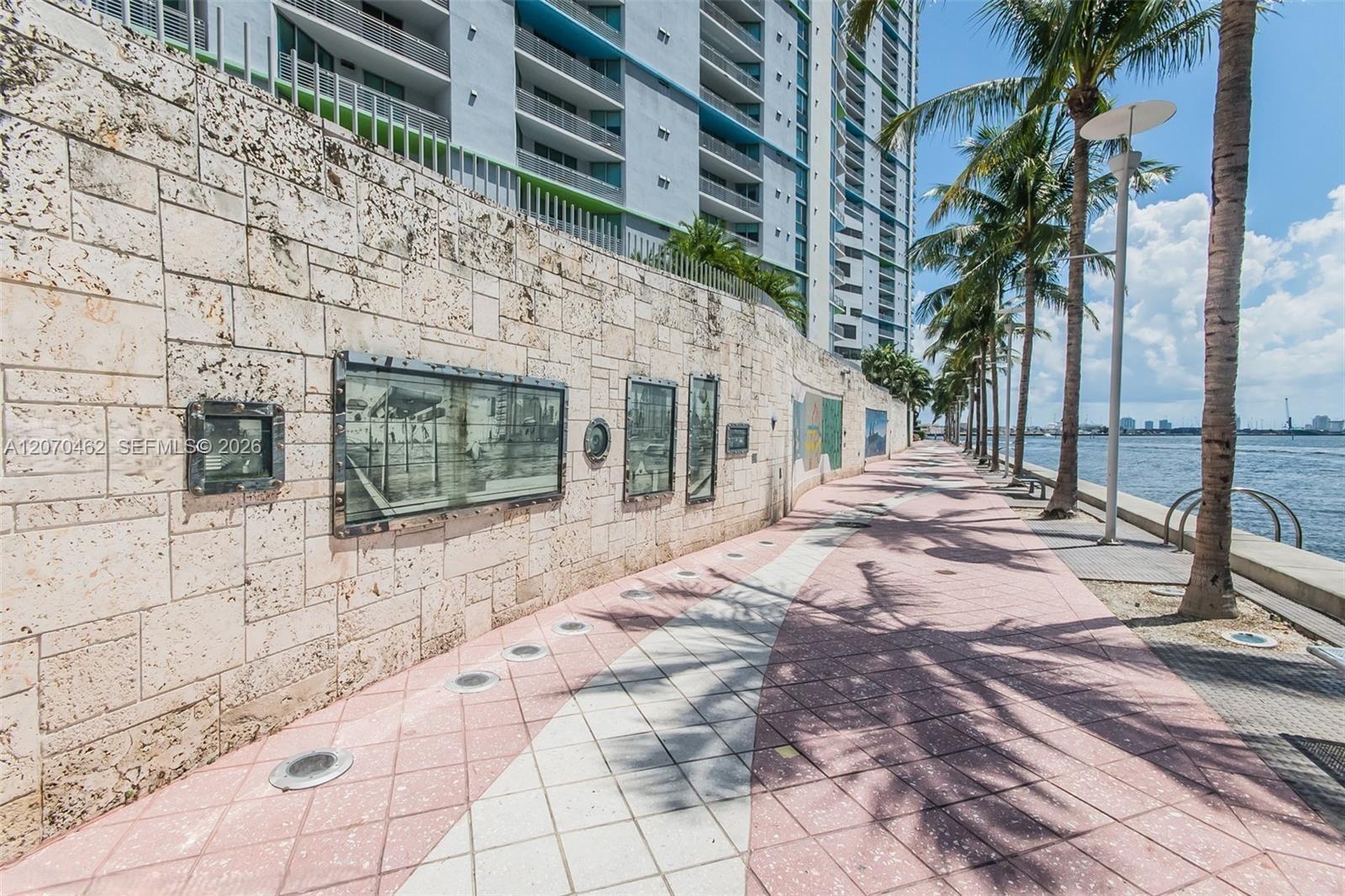 335 S Biscayne Blvd # 1500