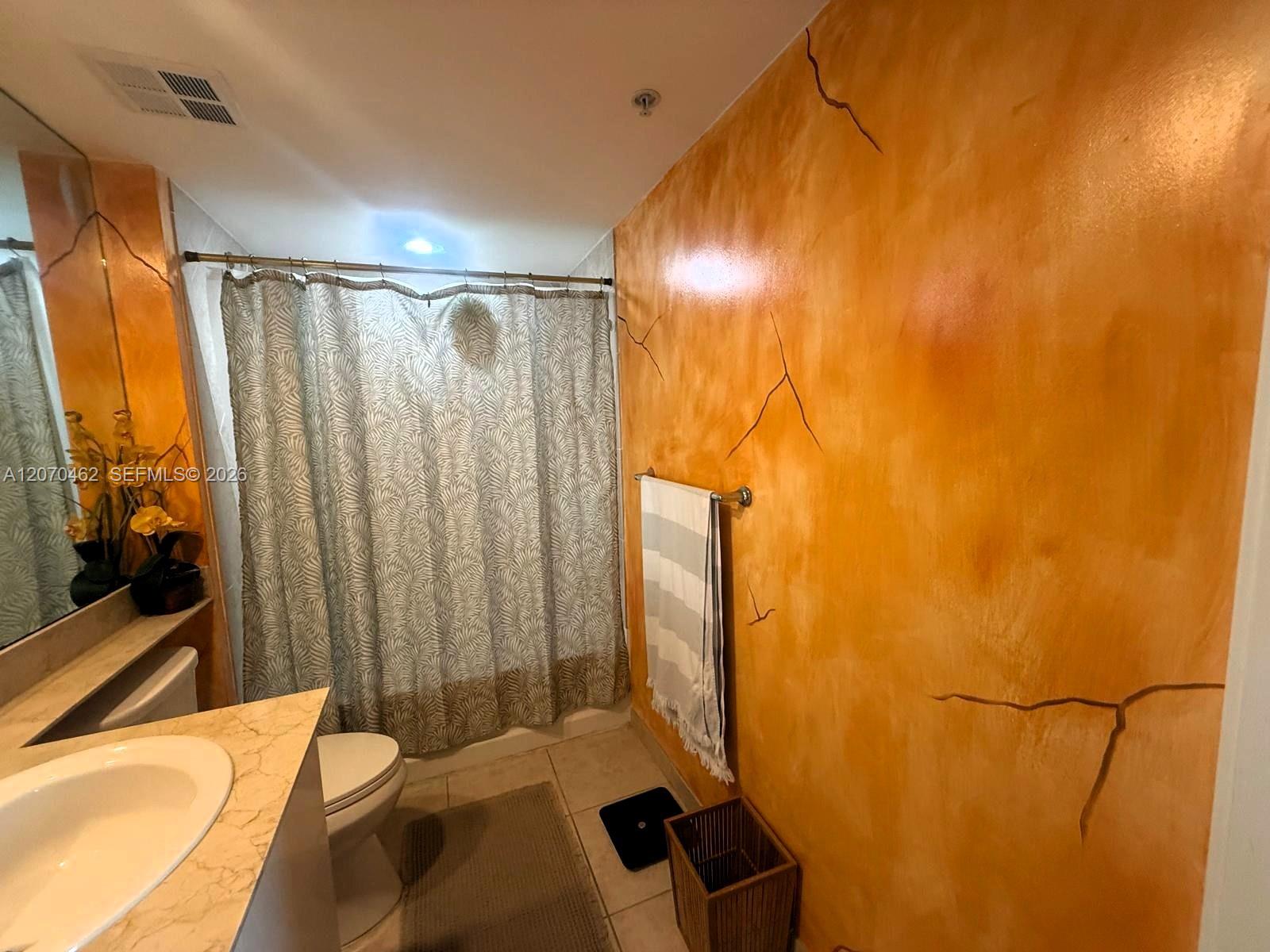 335 S Biscayne Blvd # 1500