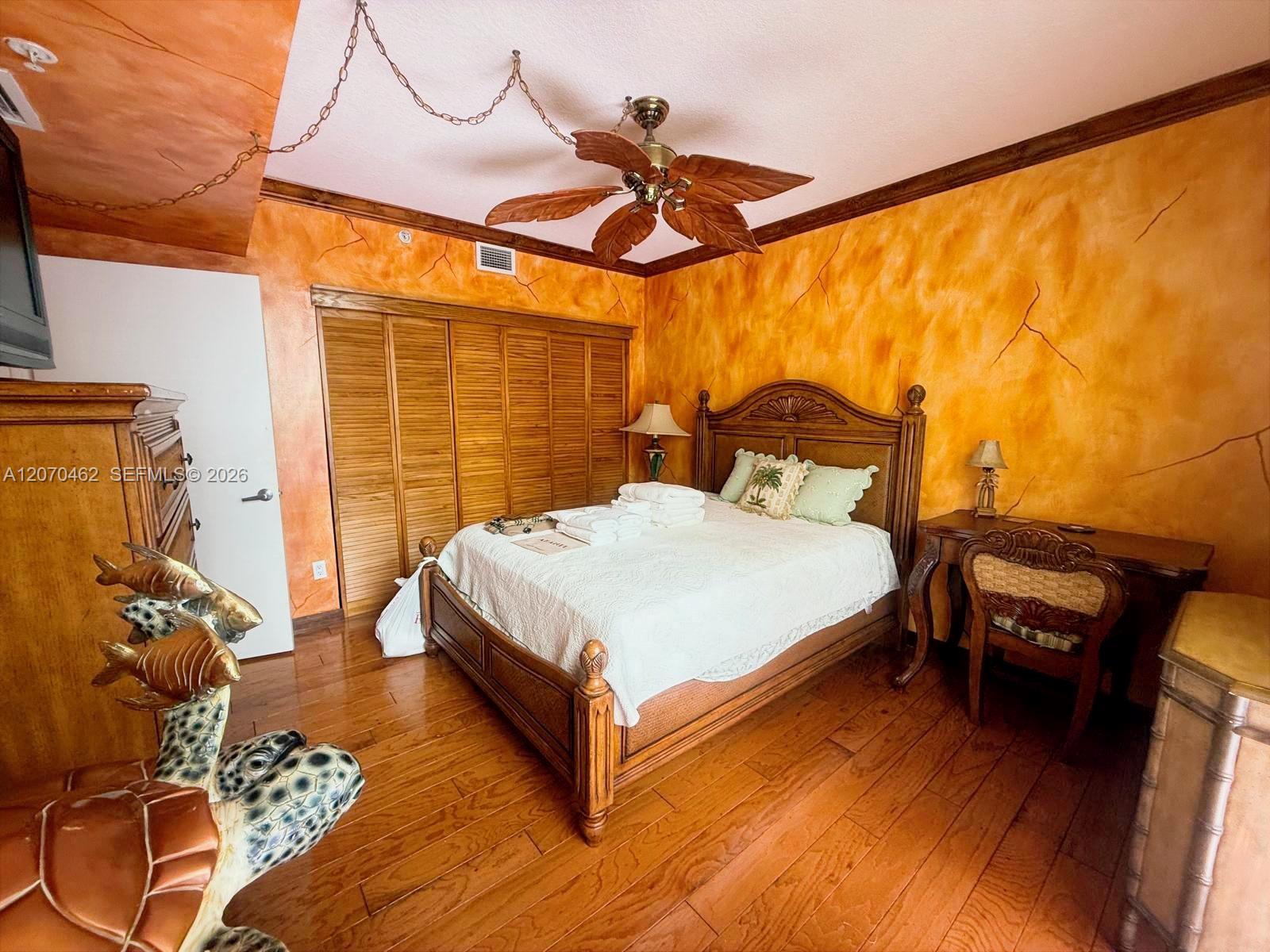 335 S Biscayne Blvd # 1500