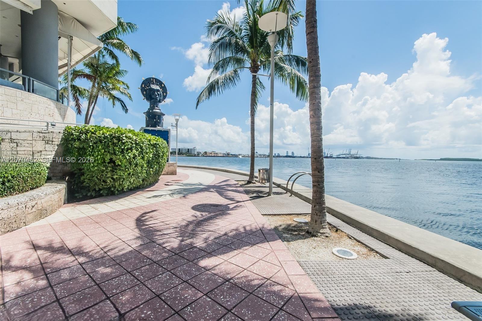 335 S Biscayne Blvd # 1500