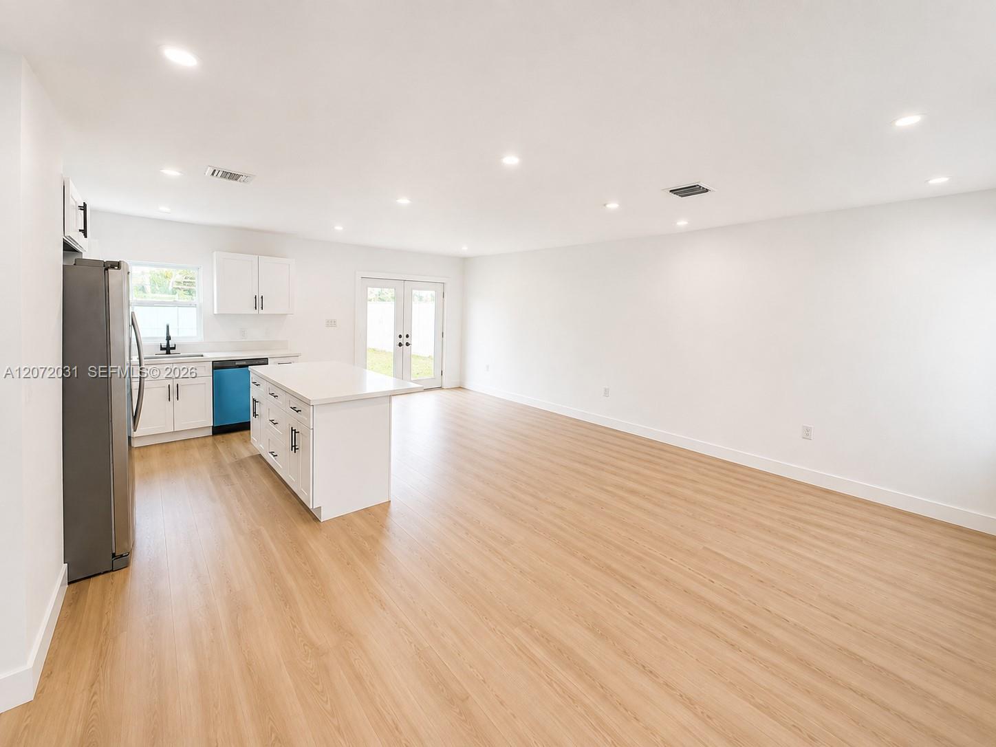 1870 NE 154th Ter