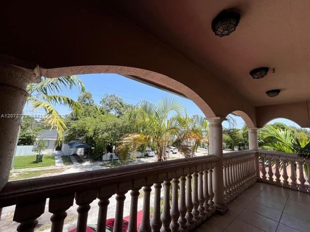 2836 SW 2nd St # 2
