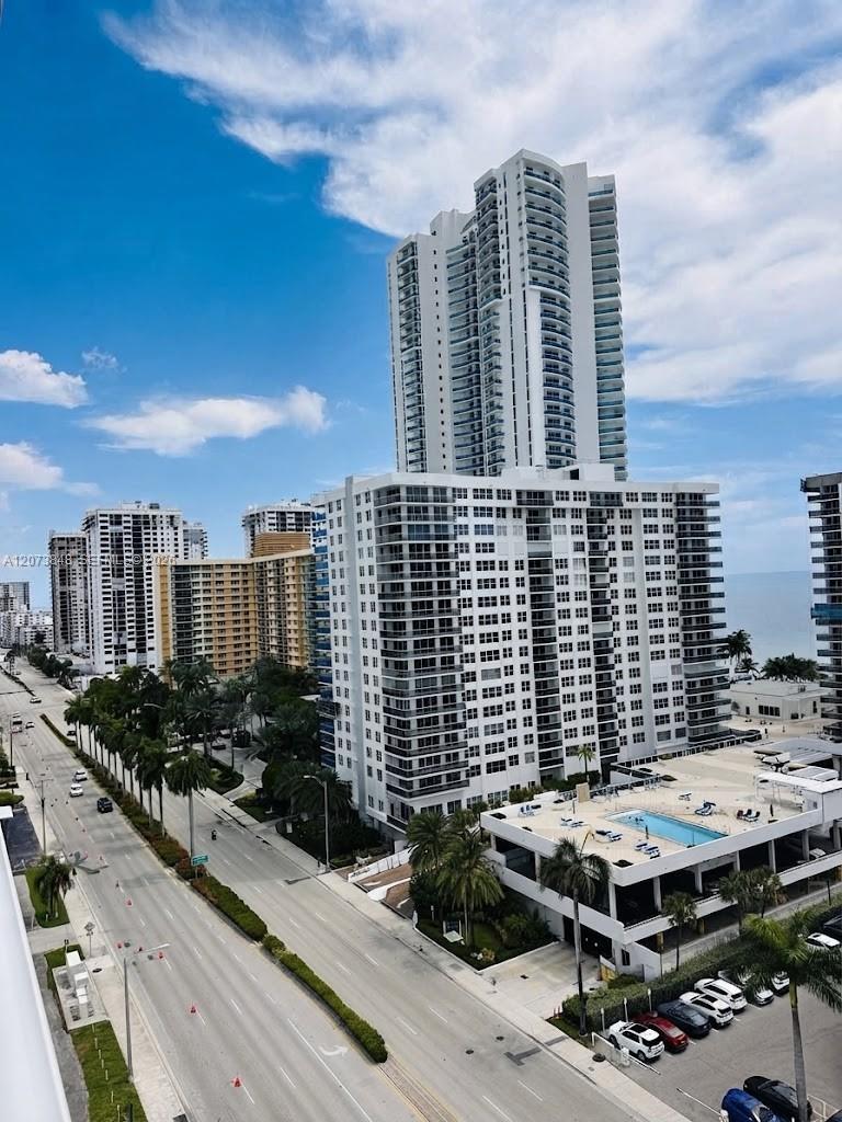 3000 S Ocean Dr # 1218