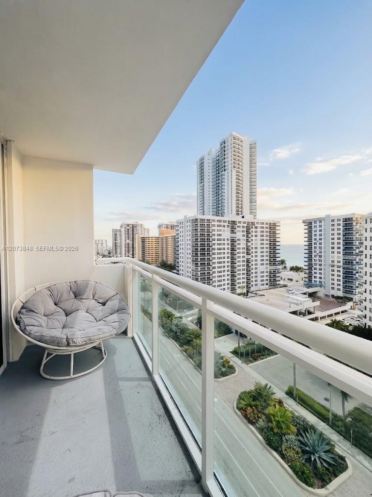 3000 S Ocean Dr # 1218