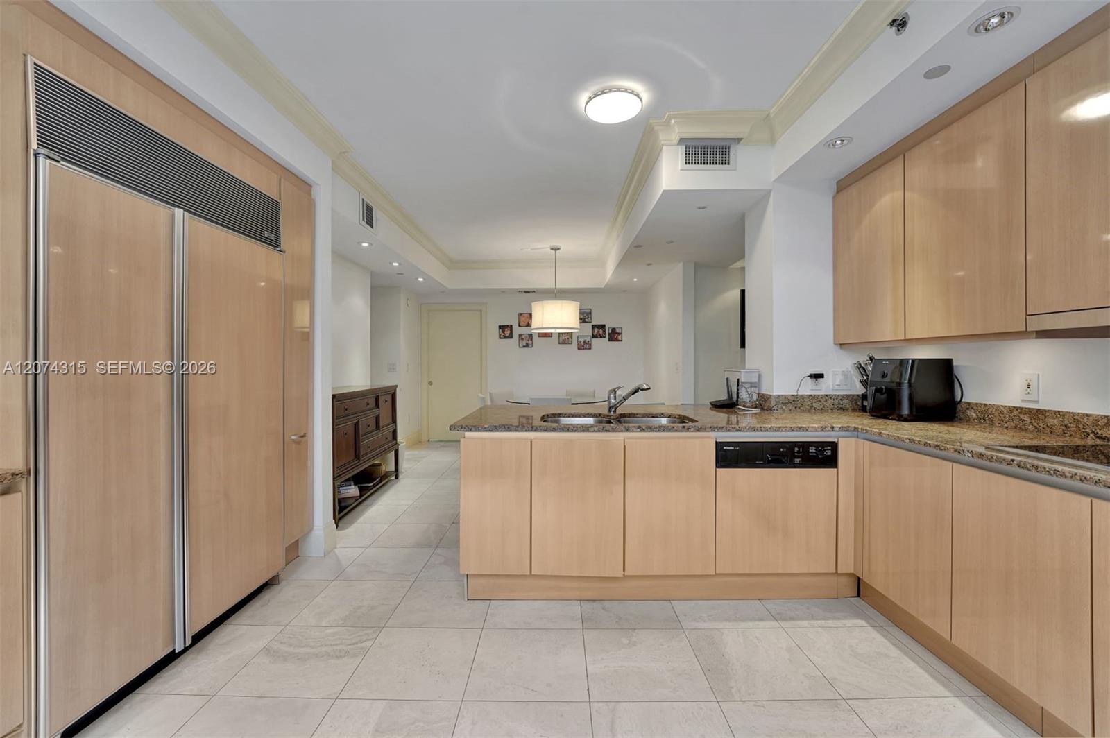 791 Crandon Blvd # 301