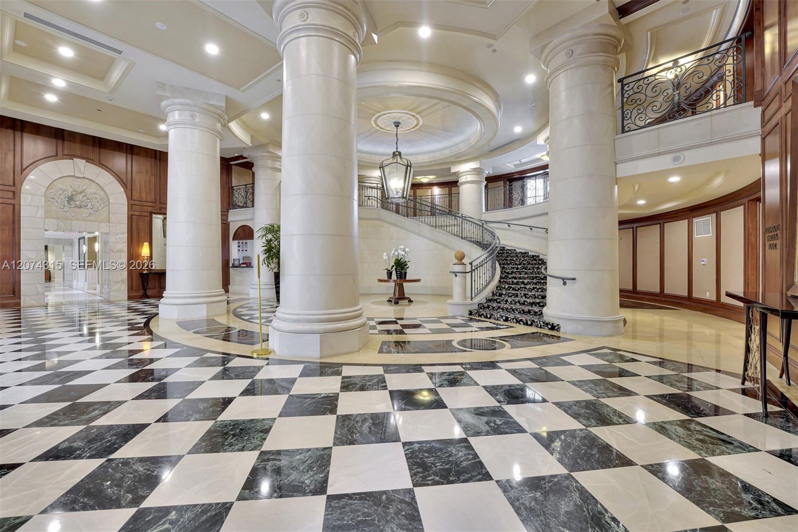 791 Crandon Blvd # 301
