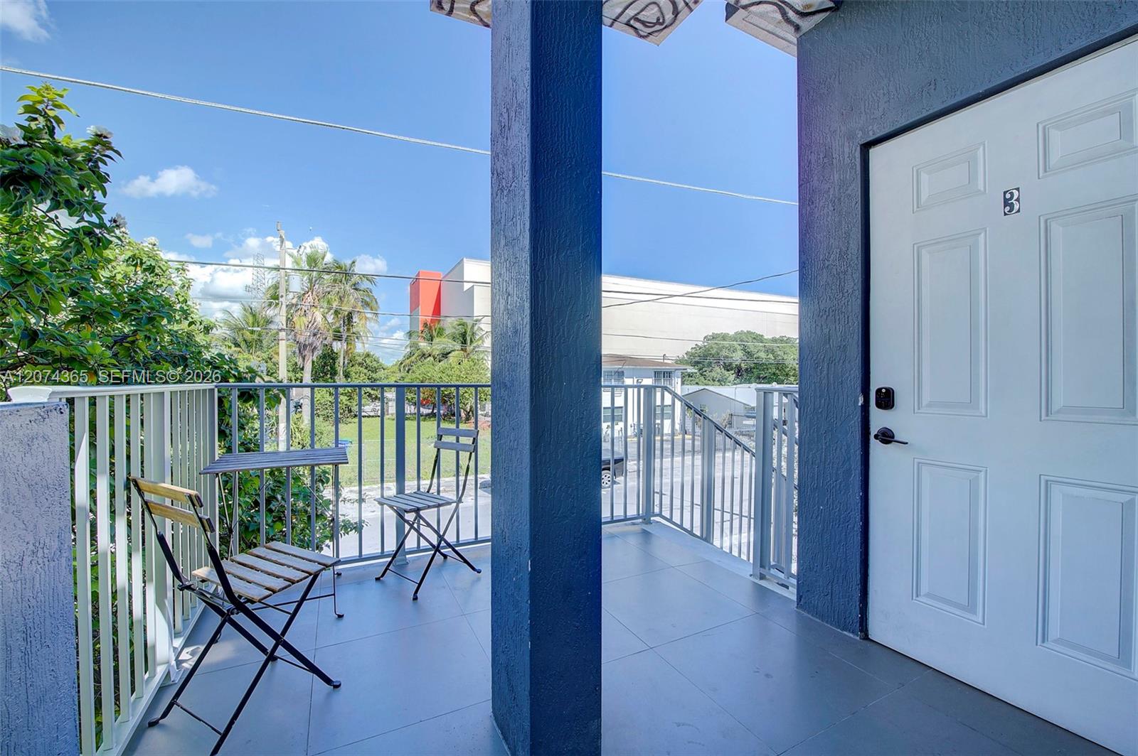 346 NW 35th St # 3