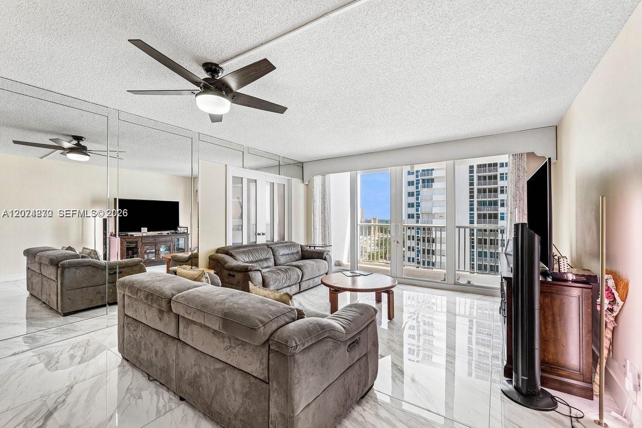 1370 S Ocean Blvd # 1206