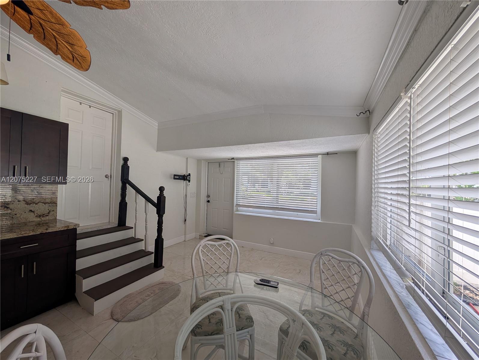 3221 NE 7th St # 2