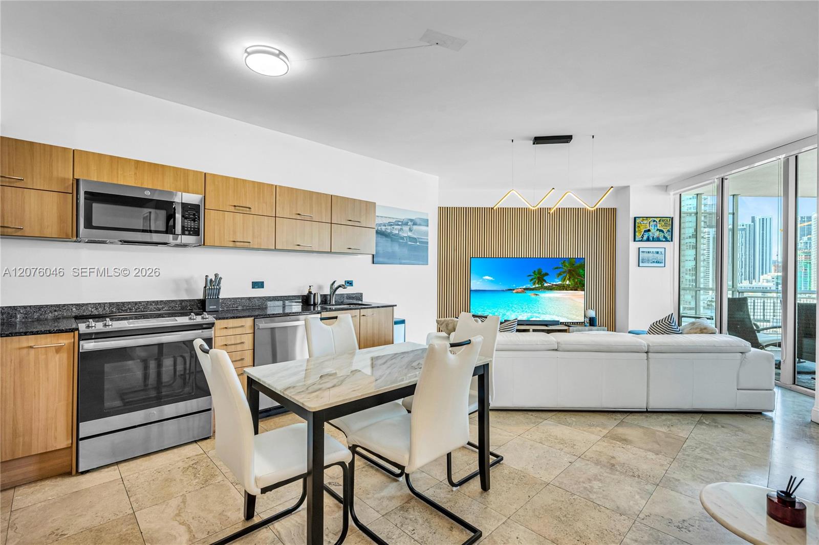 350 S Miami Ave Unit: 2009